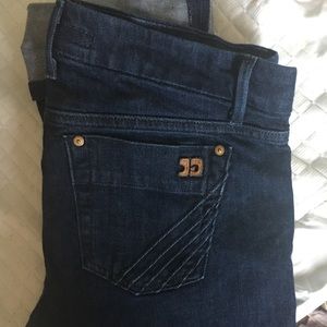 Joe’s jeans crops size 31